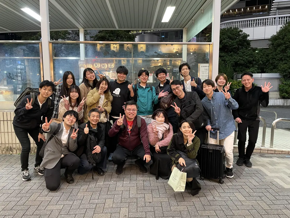 オフ会に集まった受講生たち